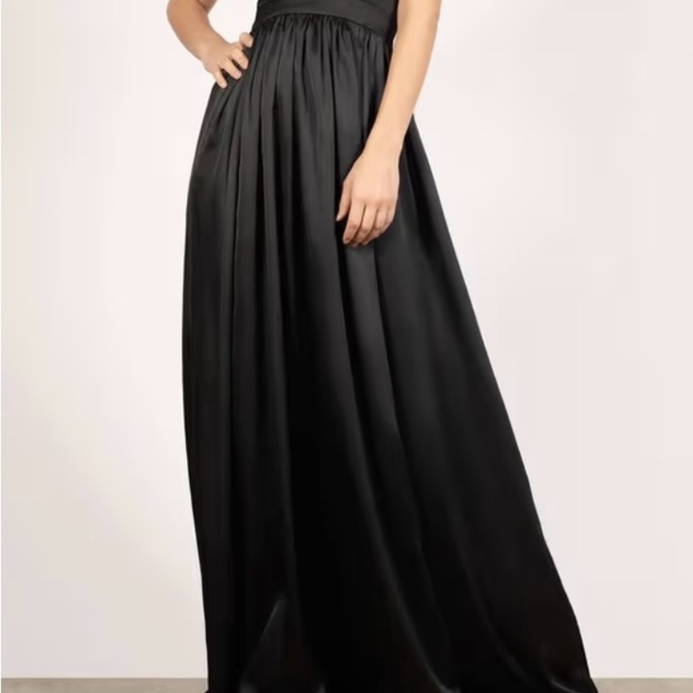 Elegant Black Maxi Skirt